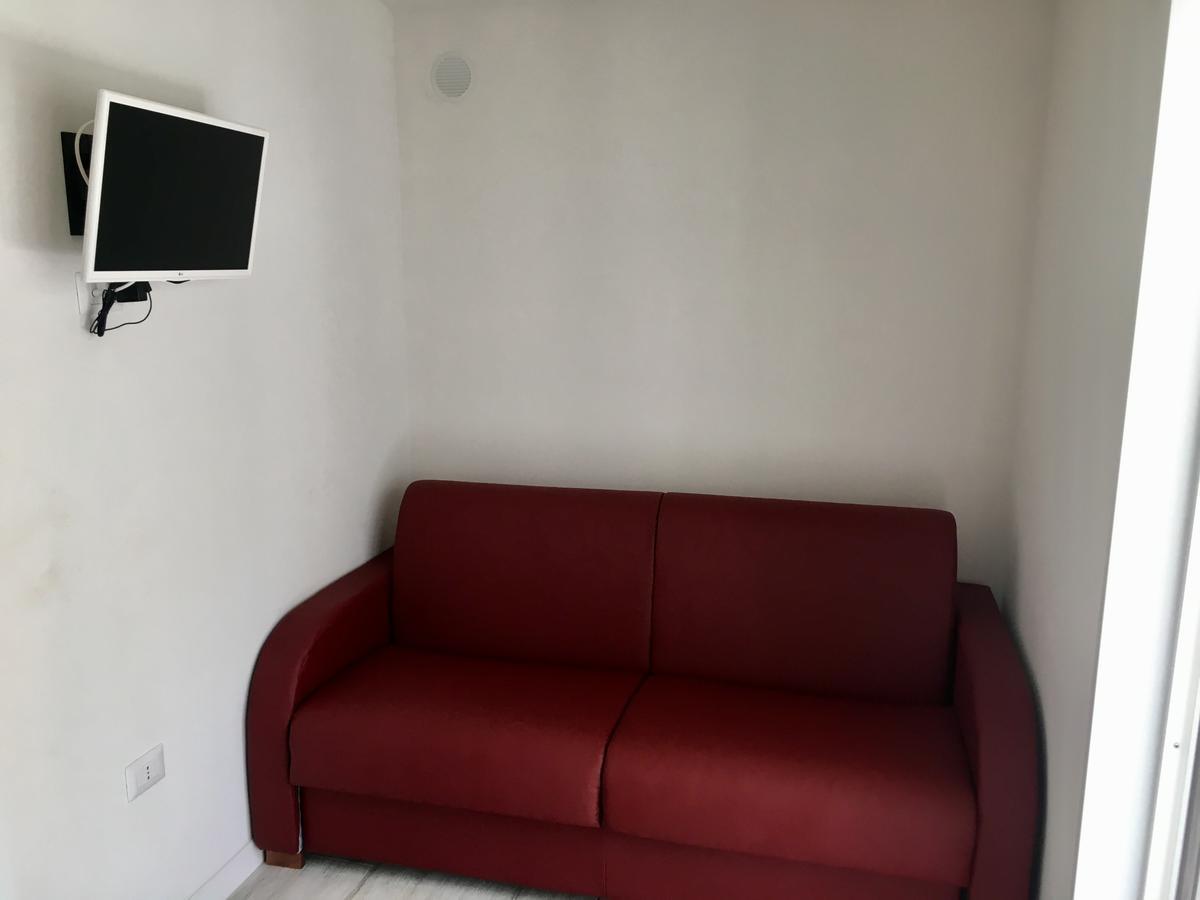 Da Benedetto Aparthotel Gaeta Exterior photo